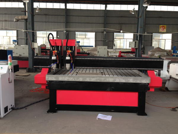 Dual heads CNC Router with water tank 