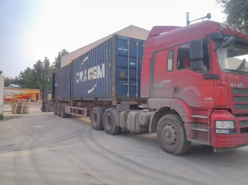 Delivery 40 feet container of laser machines to Spanish