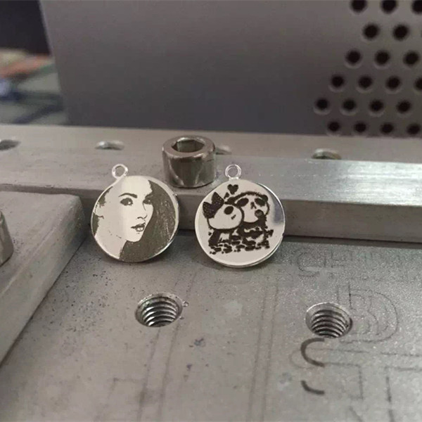 Fiber laser marking jewery gold, laser engraving jewery