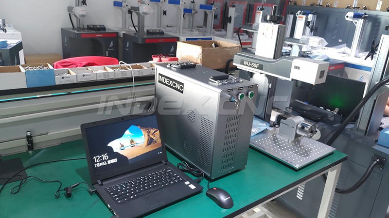50w gold silver laser cutting and marking machine delivery to Poland